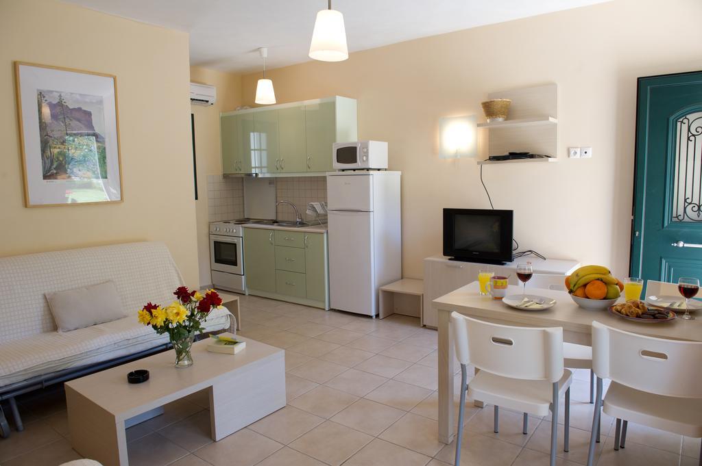 Heliotropia Houses Βασιλική Δωμάτιο φωτογραφία